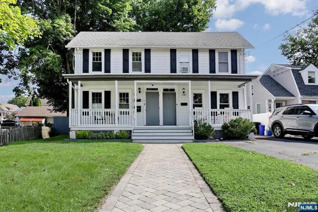 Property Photo:  340 Godwin Avenue  NJ 07432 
