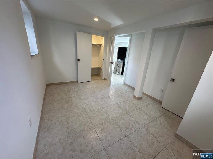 Property Photo:  219 Cliff Street G  NJ 07010 