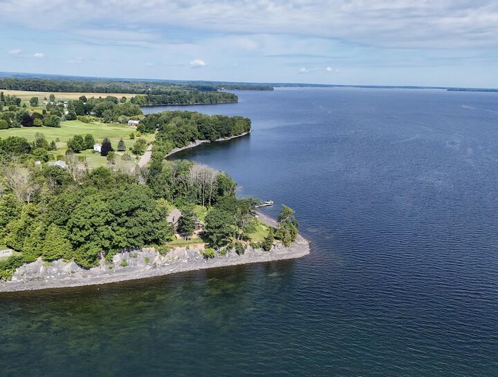 Property Photo:  124 East Shore North  VT 05458 