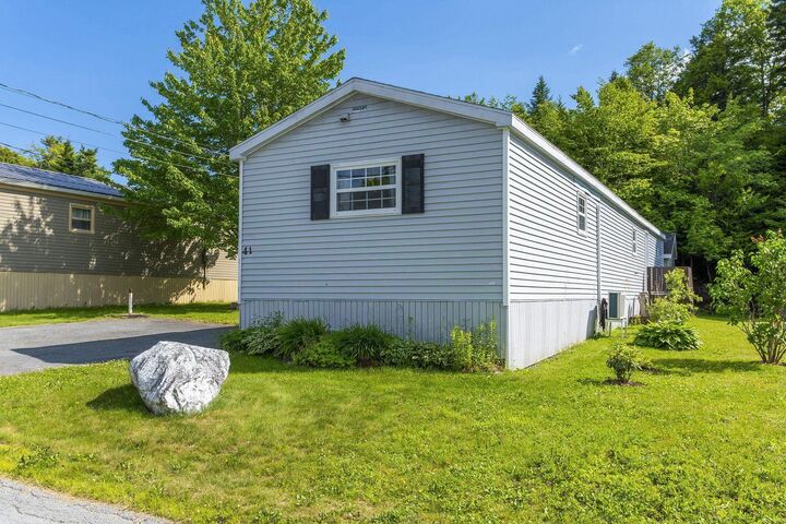 Property Photo: 41 Mountain View Drive NS B3E 1B6