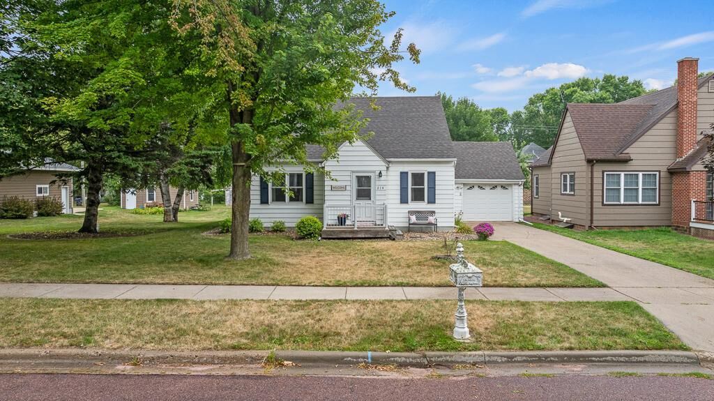 Property Photo: 214 N Rebecca Street MN 56142