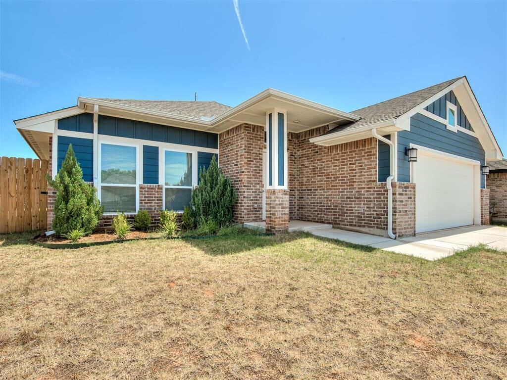 Property Photo: 2217 Arcady Avenue OK 73026