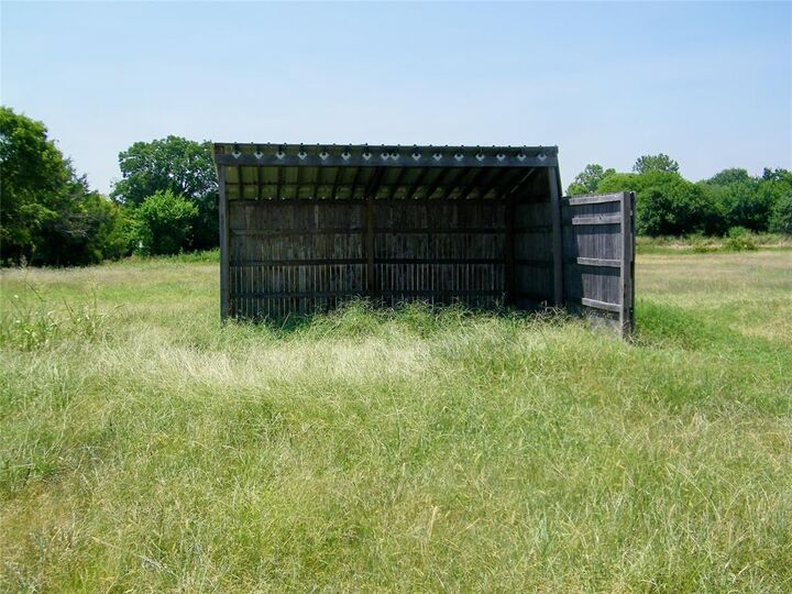 Property Photo: 506620 E County Road 1510A / 5 Acre Lot OK 74872