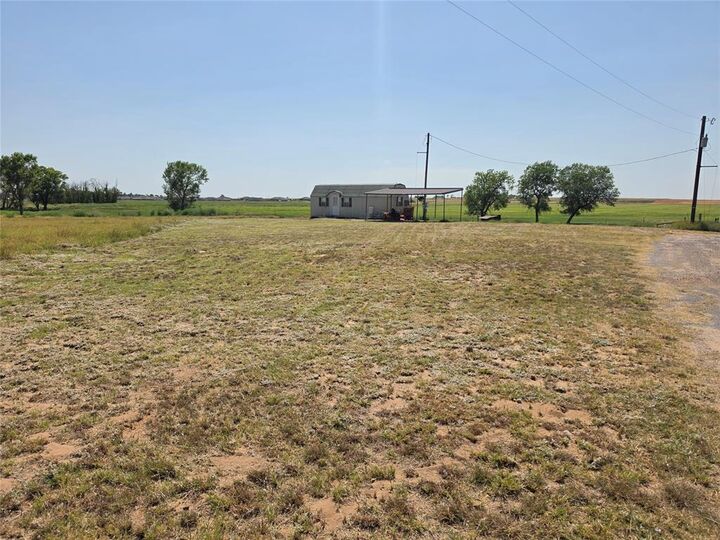 Property Photo:  15767 S County Rd 206 Road  OK 73521 