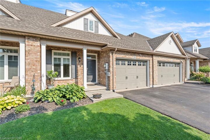 58 Videl Crescent N — photo 1