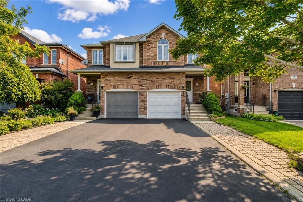 Property Photo: 1793 Creek Way ON L7L 6R1