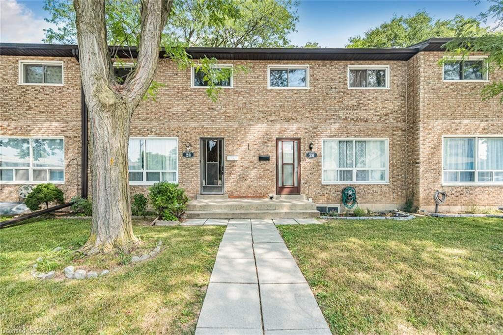 Property Photo:  28 Riverdale Drive  ON L8E 1J8 