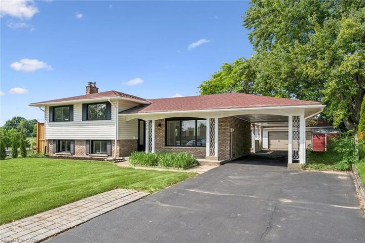 Property Photo: 299 Dale Crescent ON N2J 3Y4