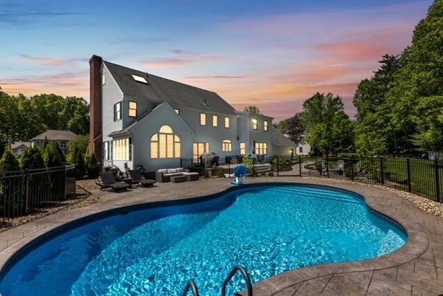 Property Photo:  17 Wellington Drive  MA 01028 