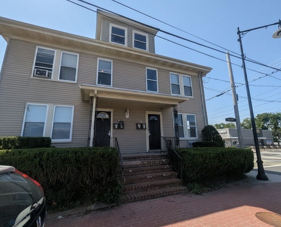 Property Photo:  101 Ocean Ave 1R  MA 01970 