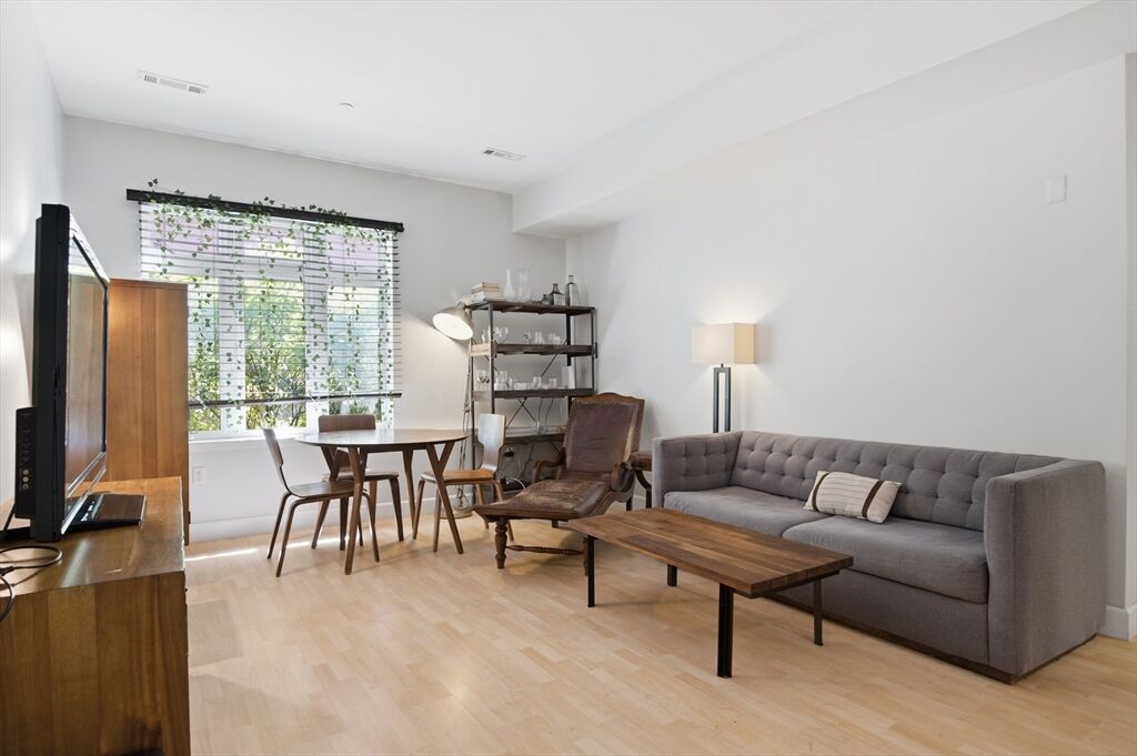 Property Photo: 1501 Commonwealth Ave 106 MA 02135