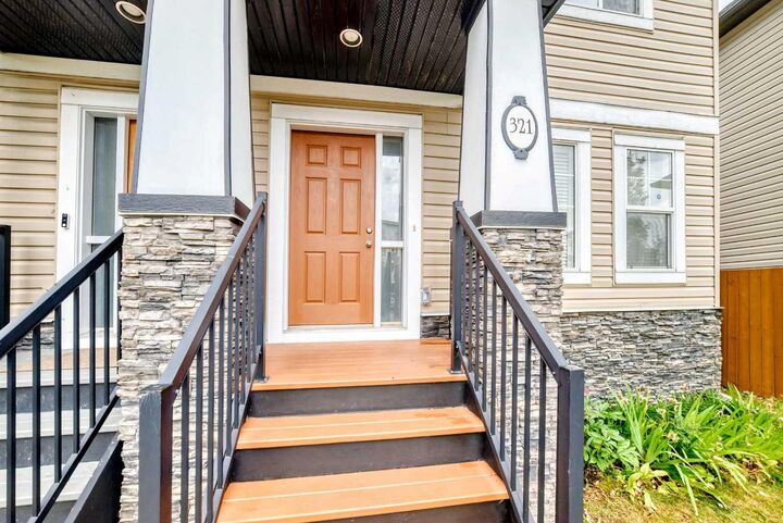 Property Photo: 321 Skyview Ranch Drive NE AB T3N 0E1