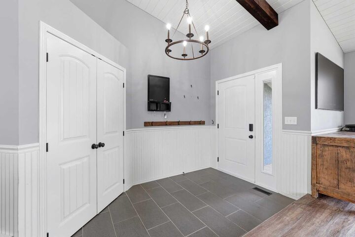 Property Photo: 2 Denmark Crescent AB T4R 2K4