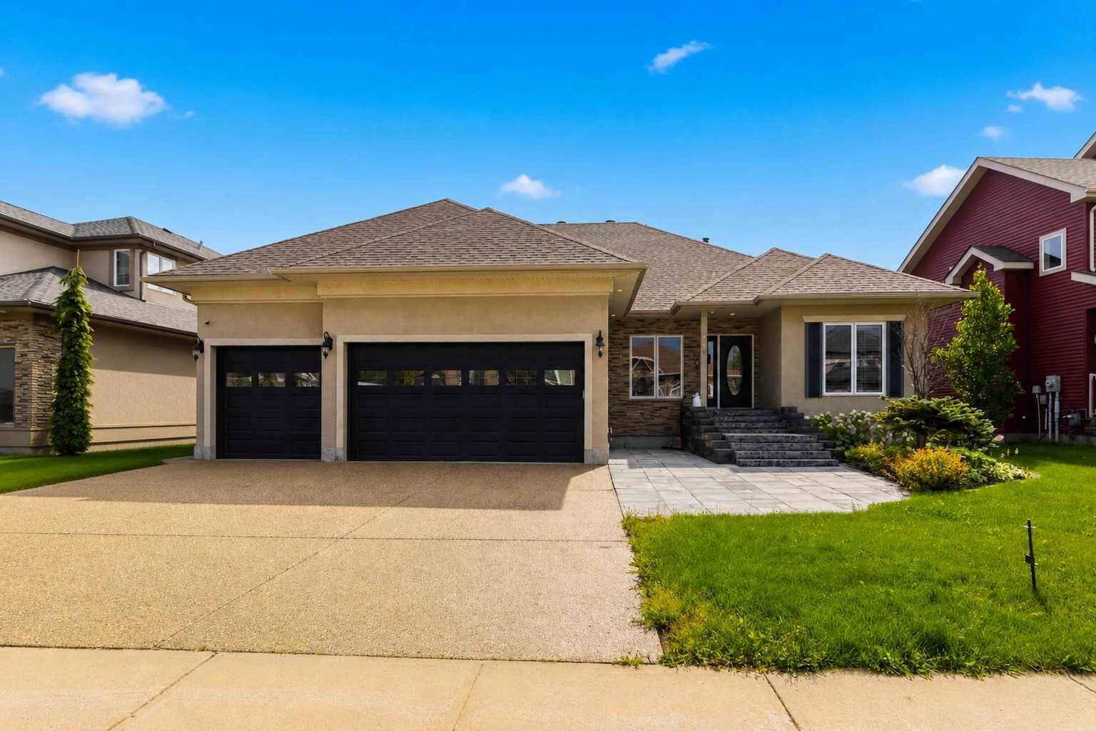 Photo de la propriété: 140 Lindstrom Crescent AB T9K 2N8