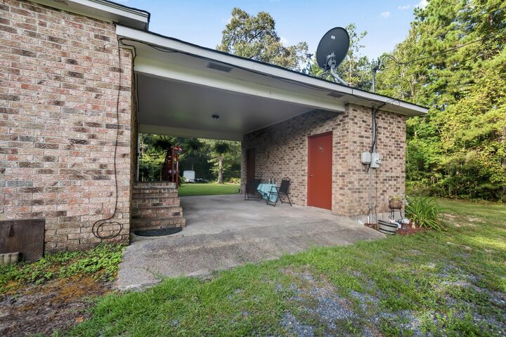Property Photo:  13356 Lake Charles  LA 71446 