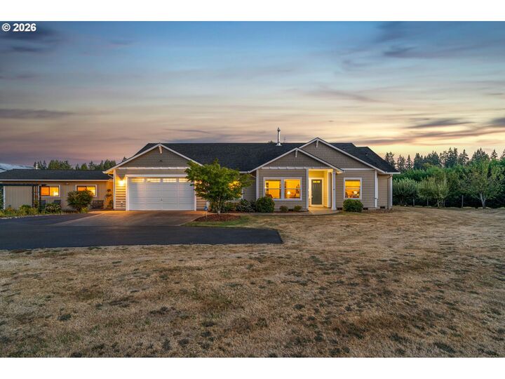 Property Photo:  3911 NE 199th St  WA 98642 