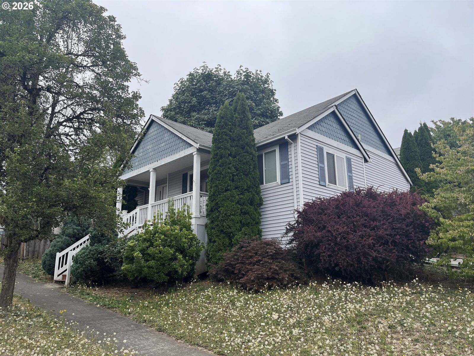 Property Photo:  39057 Jerger St  OR 97055 