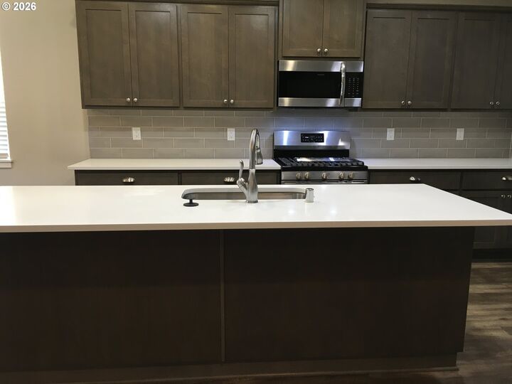 Property Photo:  4413 NE 141st Ct  WA 98682 