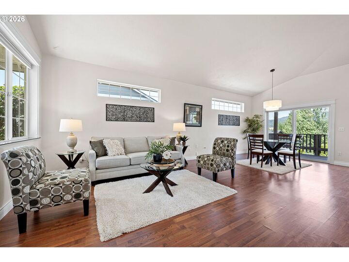 Property Photo:  3466 Ambleside Dr  OR 97477 