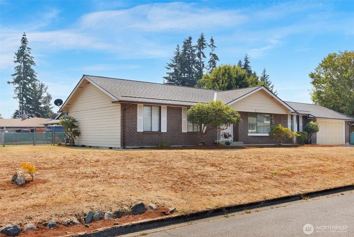Property Photo: 3706 175th Place NE WA 98223