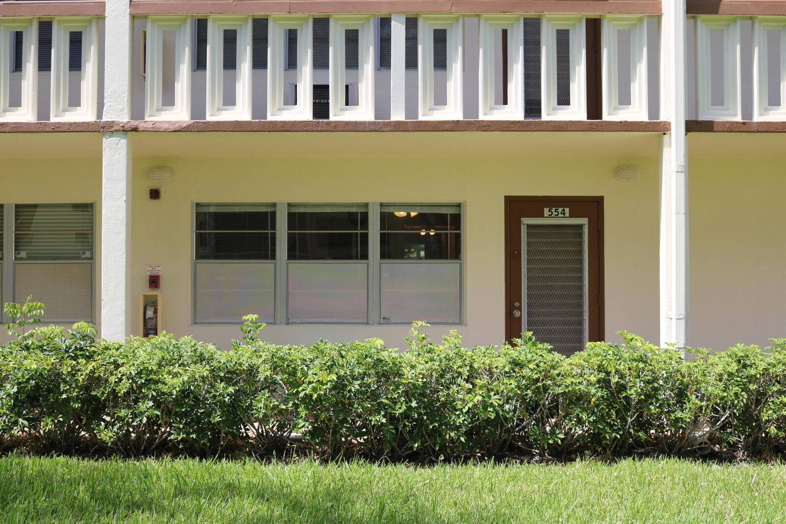 Property Photo:  554 Mansfield N  FL 33434 