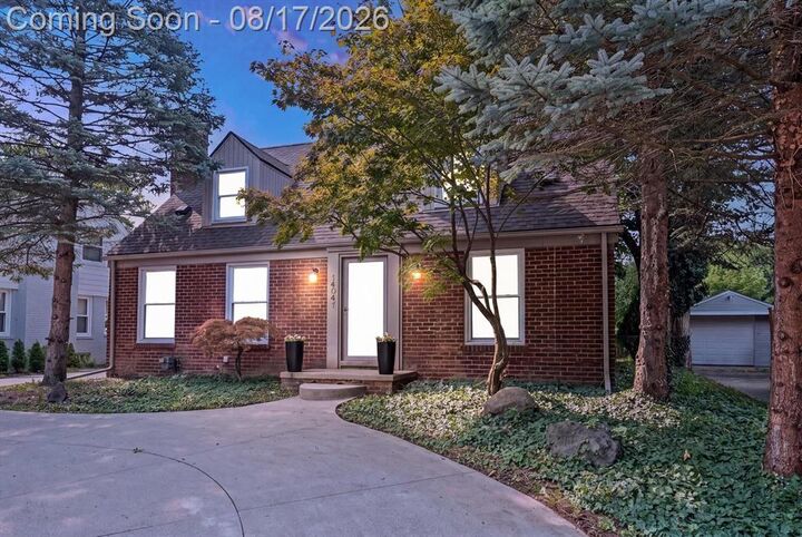 Property Photo:  14041 Vernon Street  MI 48237 