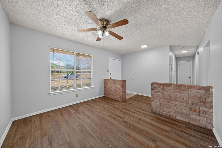 Property Photo:  14202 Canary Ln  TX 78217 