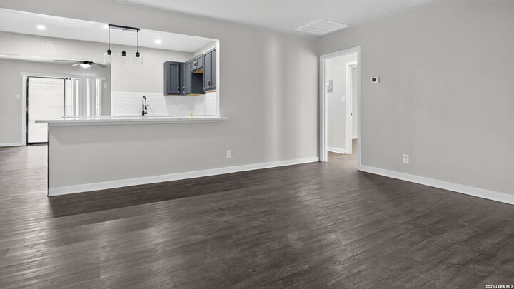 Property Photo:  219 Leonidas Dr  TX 78220 