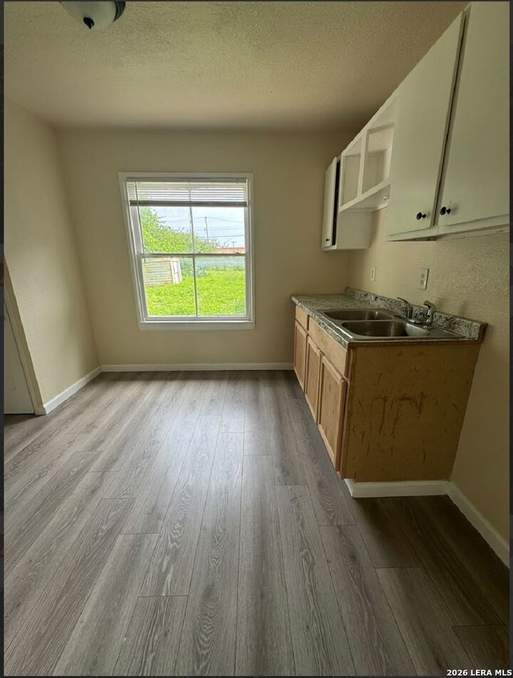 Property Photo:  111 Wake Forrest Dr  TX 78228 