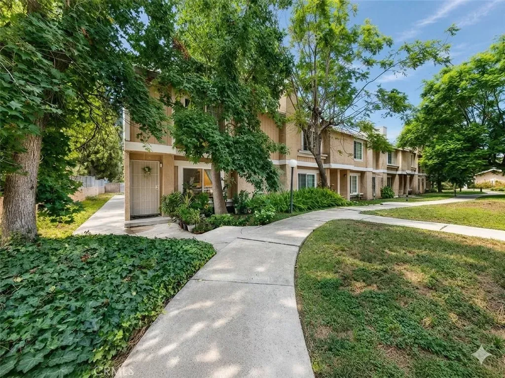 Property Photo:  14344 Foothill 501  CA 91342 