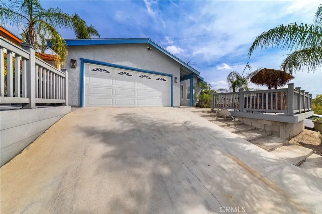 Property Photo: 14464 Harvey Lane CA 92503