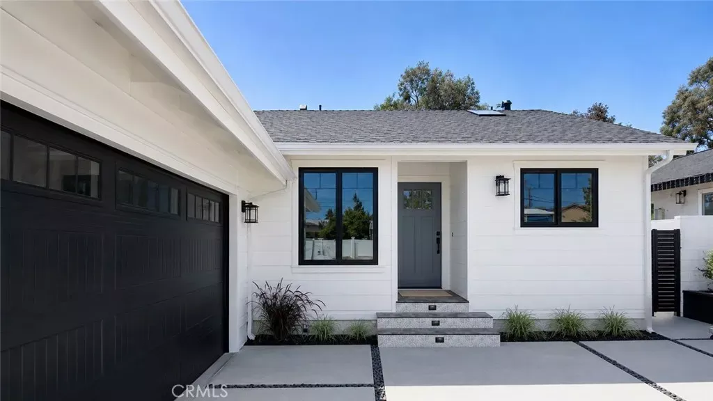 Property Photo:  20021 Wayne Avenue  CA 90503 