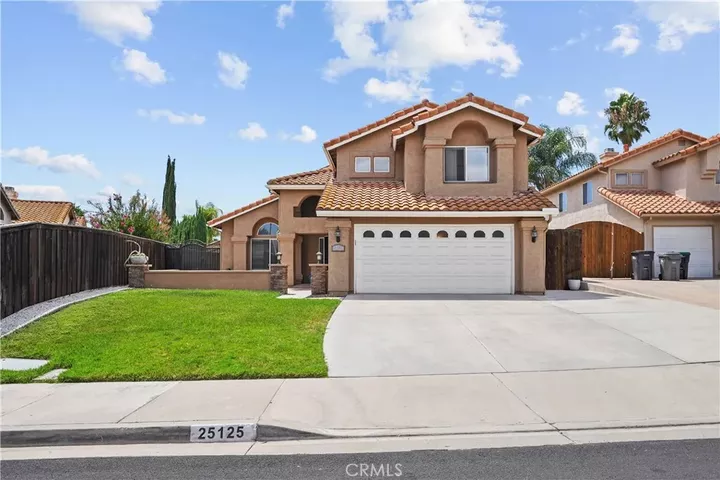Property Photo:  25125 Corte Anacapa  CA 92563 