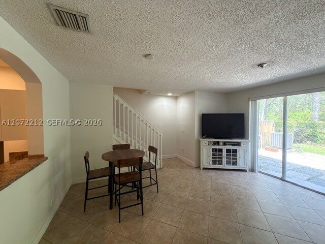 Property Photo: 2245 NE 42nd Ave FL 33033