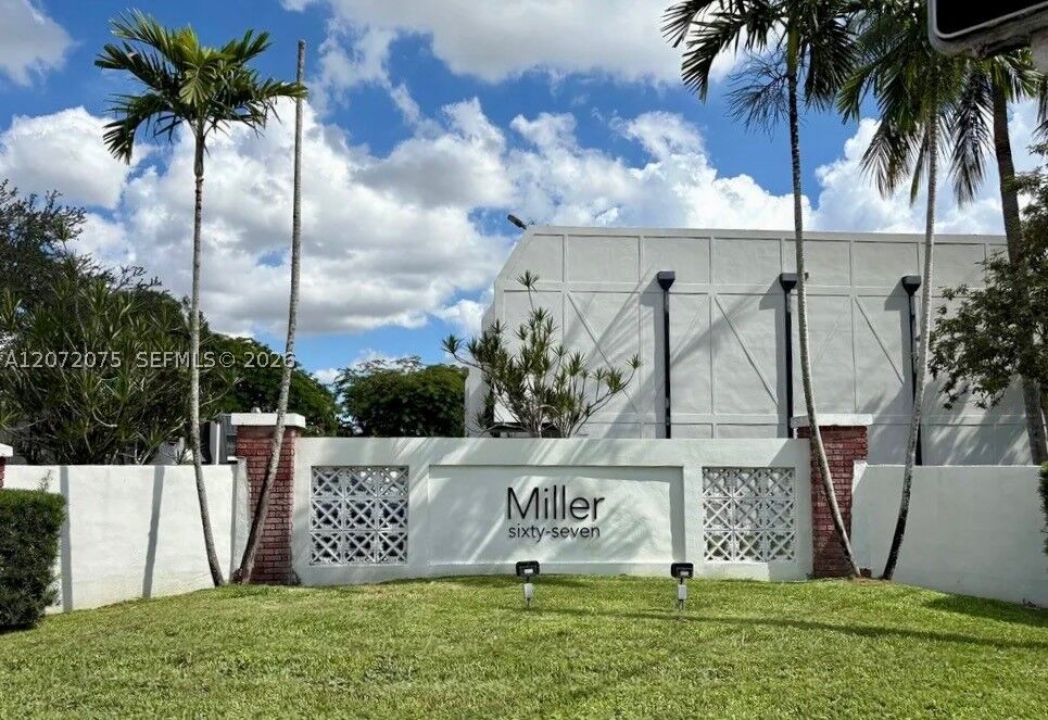 Property Photo:  5555 Ludlam Rd 23  FL 33155 