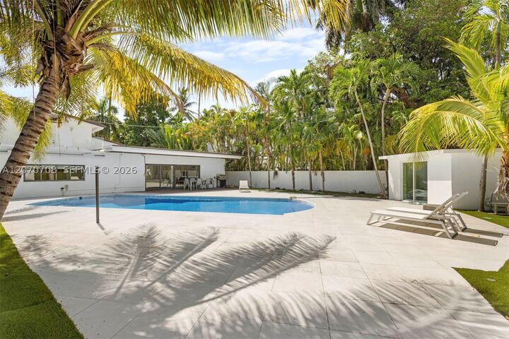 Property Photo:  2388 Prairie Ave  FL 33140 