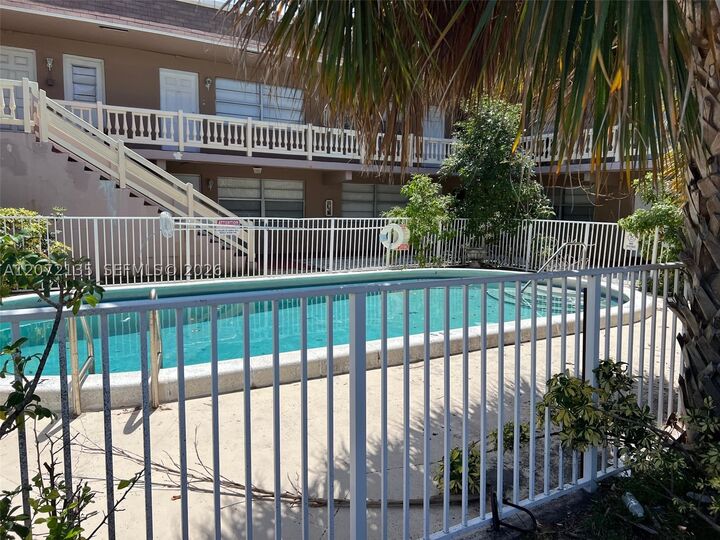 Property Photo:  241 SE 9th Ave 109  FL 33060 