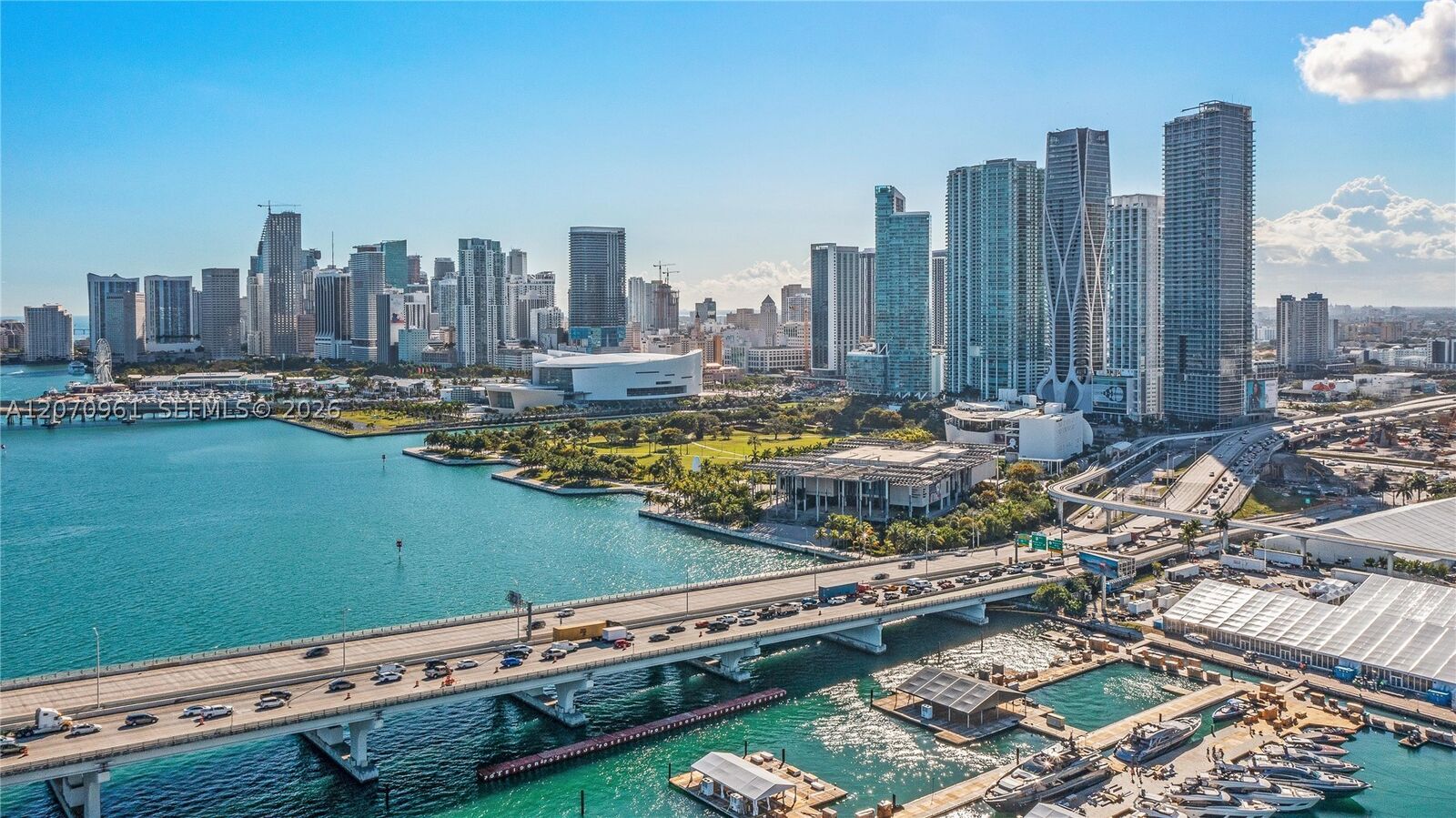 Property Photo:  1040 Biscayne Blvd 2603  FL 33132 
