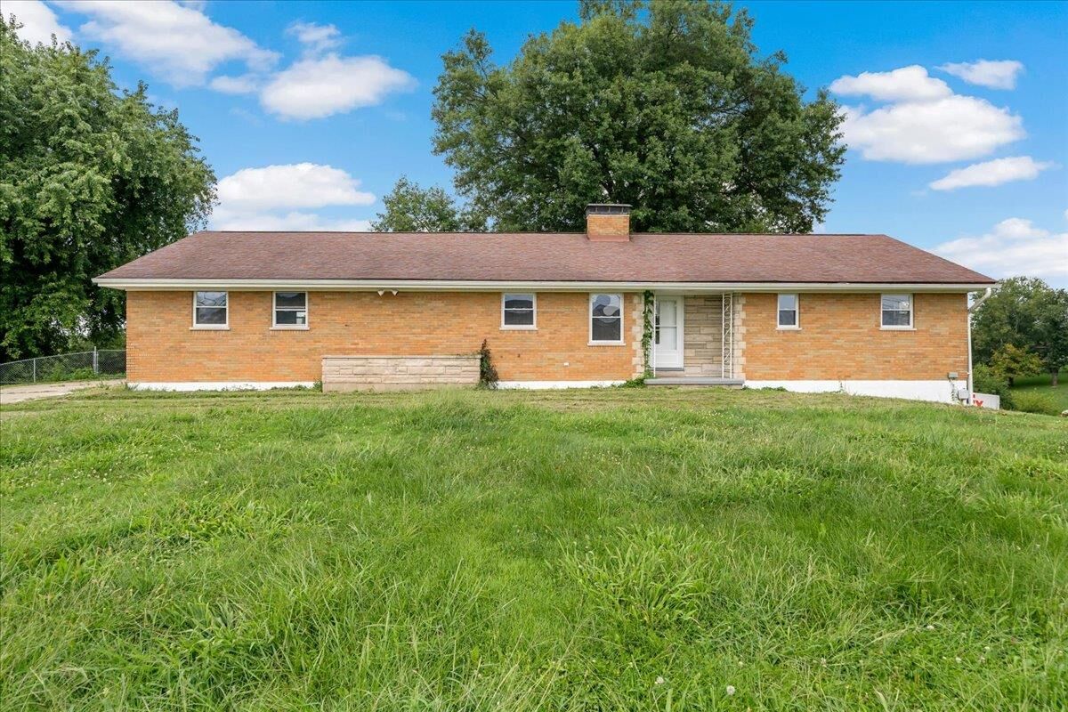 Property Photo:  395 Bielby Road  IN 47025 