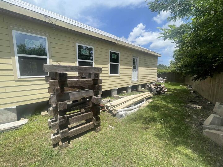 Property Photo:  260 Rosen St.  TX 77611 