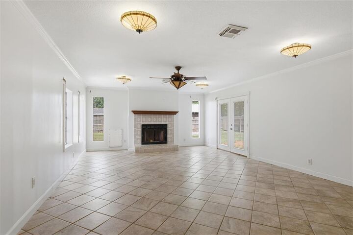 Property Photo: 4000 Ernest Street LA 70605