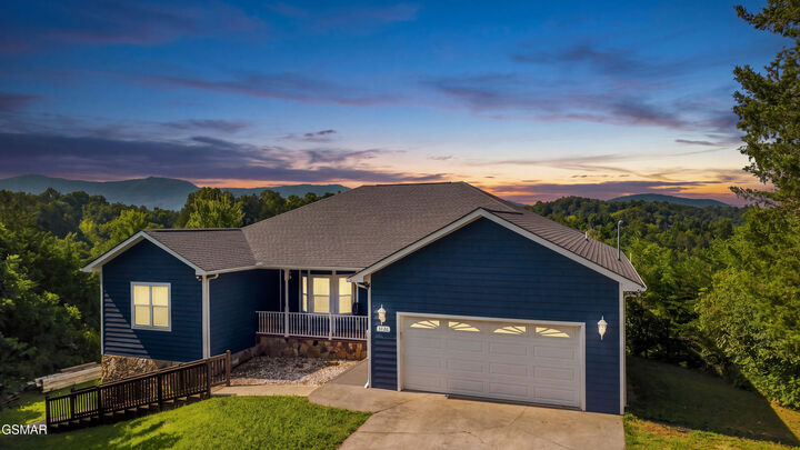 Property Photo: 3426-3412 Caywood Road TN 37725