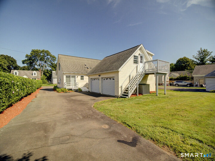 Property Photo:  6 Mettler Street  CT 06525 