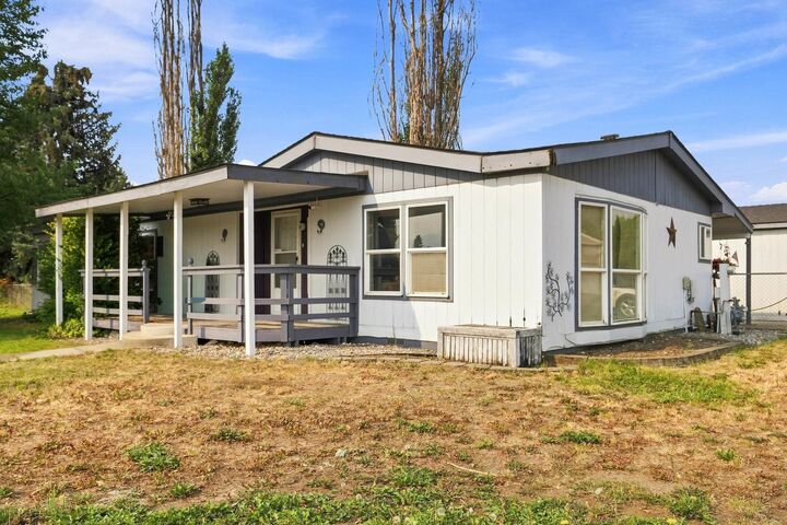 Property Photo:  5015 N Campbell Rd  WA 99027 