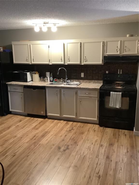 Property Photo: 610 Hilliard Street W 204 SK S7M 5L5