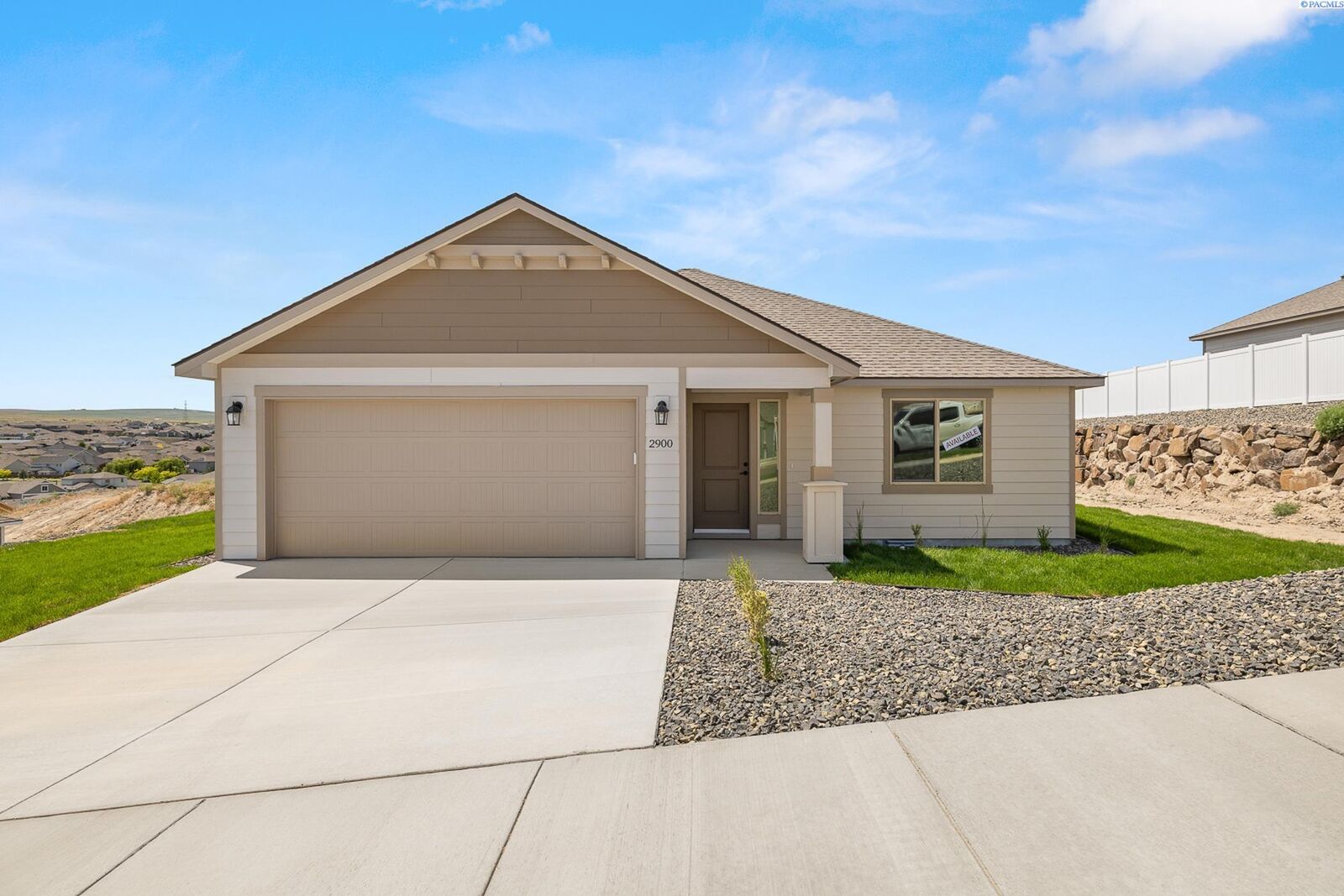 Property Photo: 2900 S Penn St WA 99338