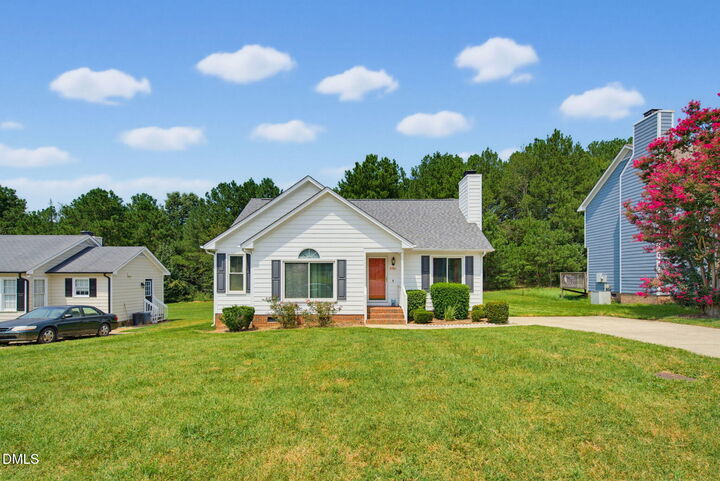 Property Photo: 5301 Cottage Bluff Lane NC 27545