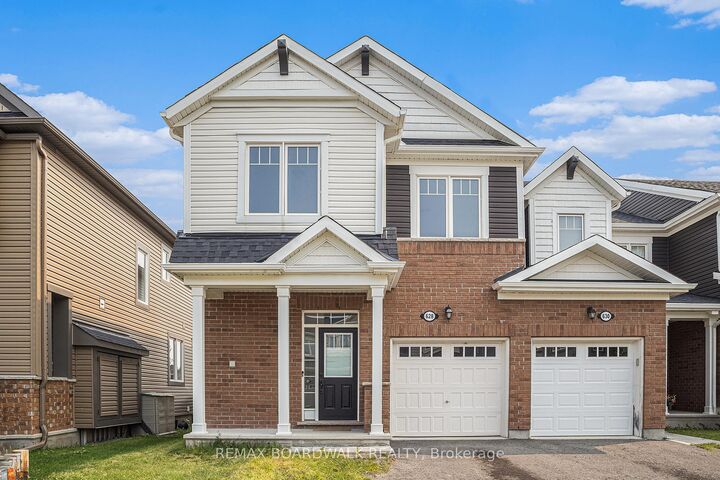 Property Photo: 628 Monardia Way ON K4A 1C8
