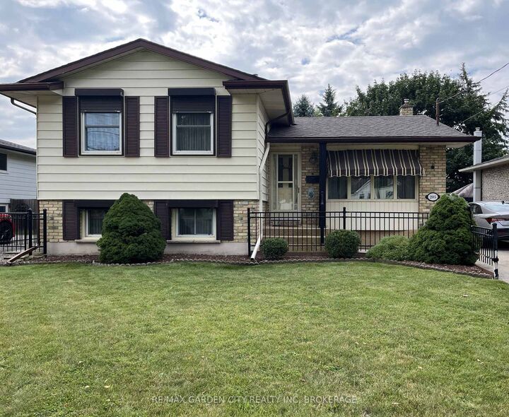 205 Rykert Street — photo 1