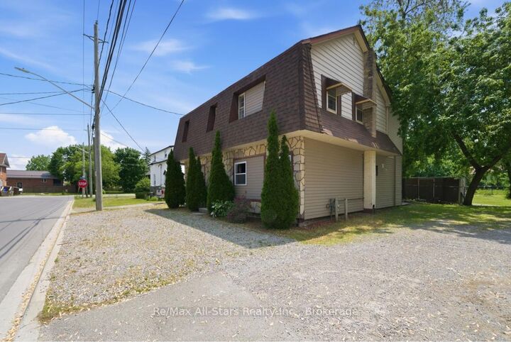 Photo de la propriété:  103 Durham Street W  ON K9V 2R2 
